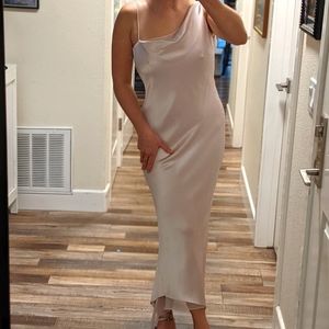 Donna Karen Silk Slinky Dress New Years Holiday backless